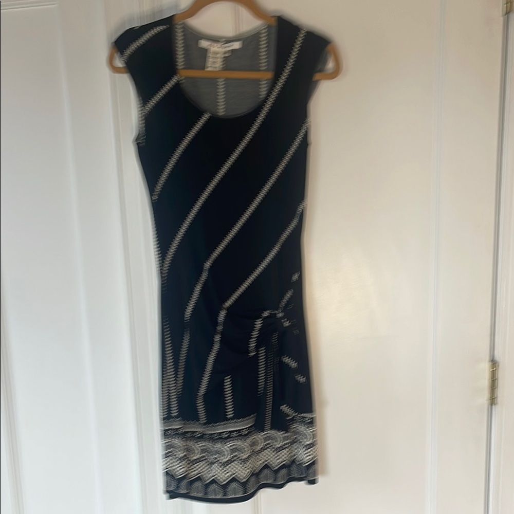 Women’s dress, black and white print with pretty side tie detail